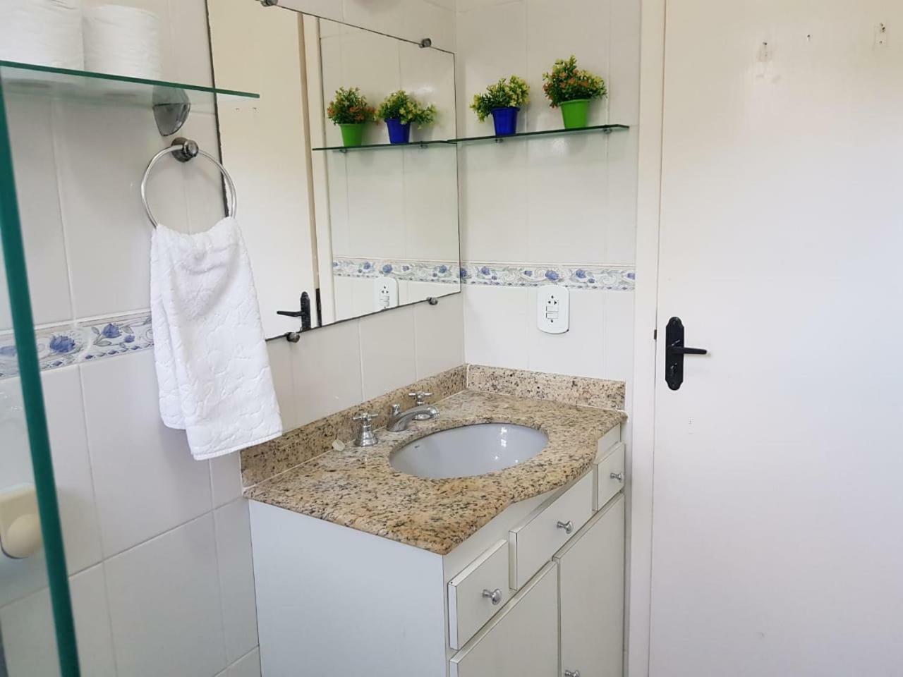 Condominio Folhas Secas Conservatória Esterno foto